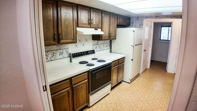 215 N Tracy Road, Pearce, AZ 85625