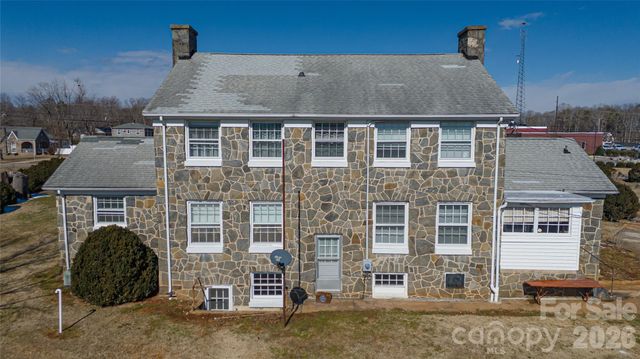 615 Carbon City Road, Morganton, NC 28655