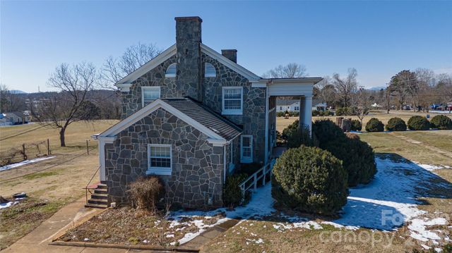 615 Carbon City Road, Morganton, NC 28655