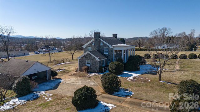 615 Carbon City Road, Morganton, NC 28655