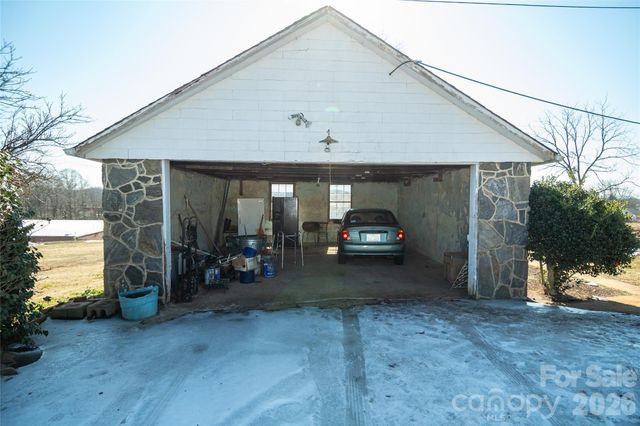 615 Carbon City Road, Morganton, NC 28655