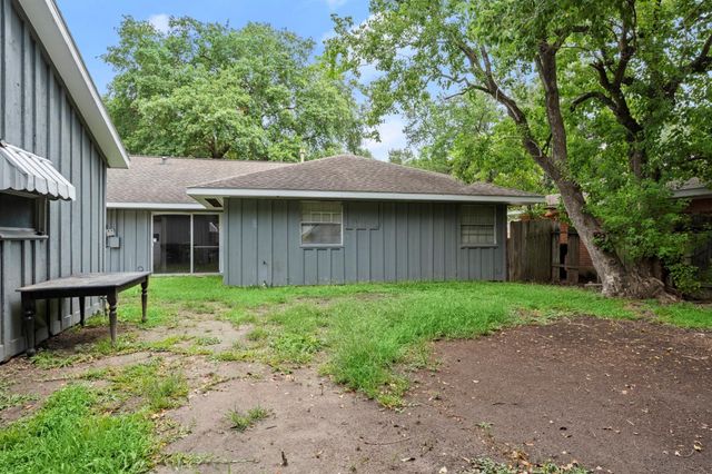 6147 Ariel, Houston, TX 77074