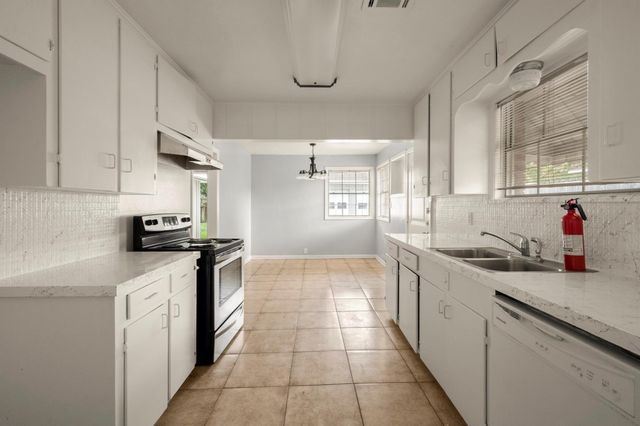 6147 Ariel, Houston, TX 77074