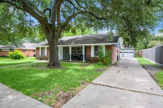 6147 Ariel, Houston, TX 77074