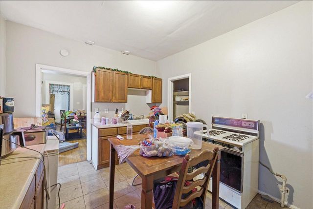 639 W Meinecke AVENUE, Milwaukee, WI 53212