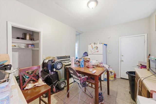 639 W Meinecke AVENUE, Milwaukee, WI 53212