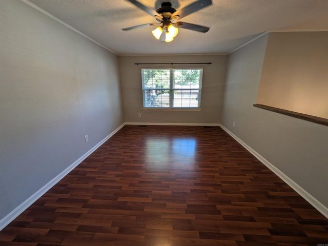 1107 Rainwood Drive, Jonesboro, AR 72401