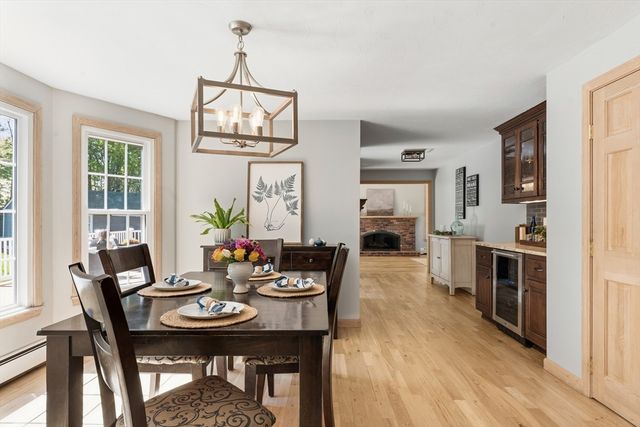 6 Edmunds Way, Franklin, MA 02038