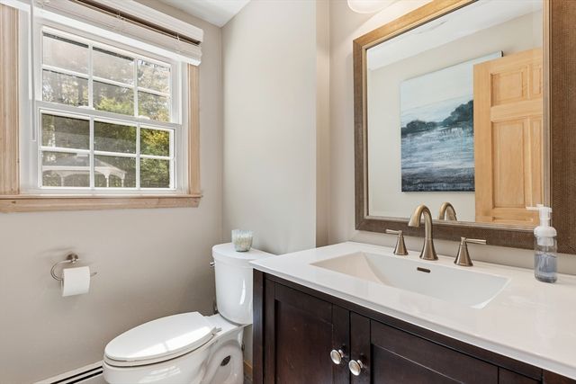 6 Edmunds Way, Franklin, MA 02038