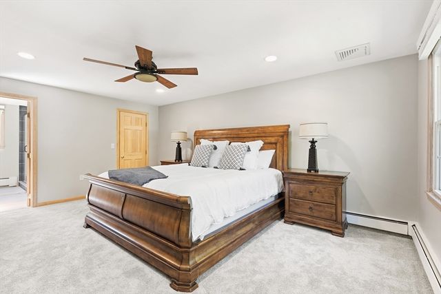 6 Edmunds Way, Franklin, MA 02038