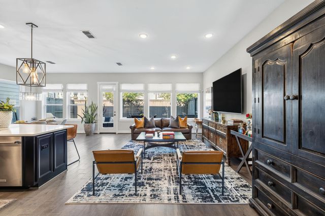 1423 Biondo Way, Houston, TX 77008