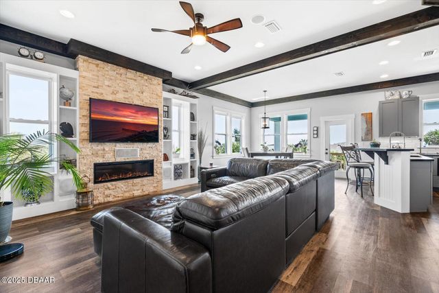 19 Westmayer Place, Flagler Beach, FL 32136