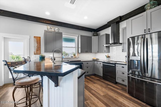 19 Westmayer Place, Flagler Beach, FL 32136