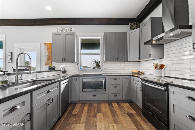 19 Westmayer Place, Flagler Beach, FL 32136