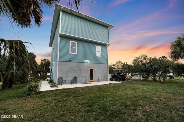 19 Westmayer Place, Flagler Beach, FL 32136