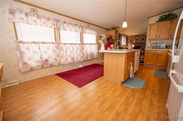 771 Thomas Lane, Evans, NY 14006