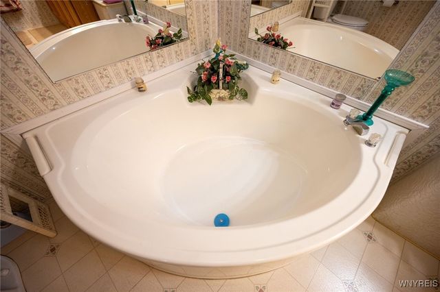 771 Thomas Lane, Evans, NY 14006