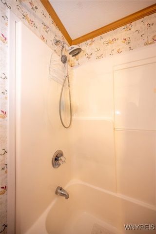 771 Thomas Lane, Evans, NY 14006