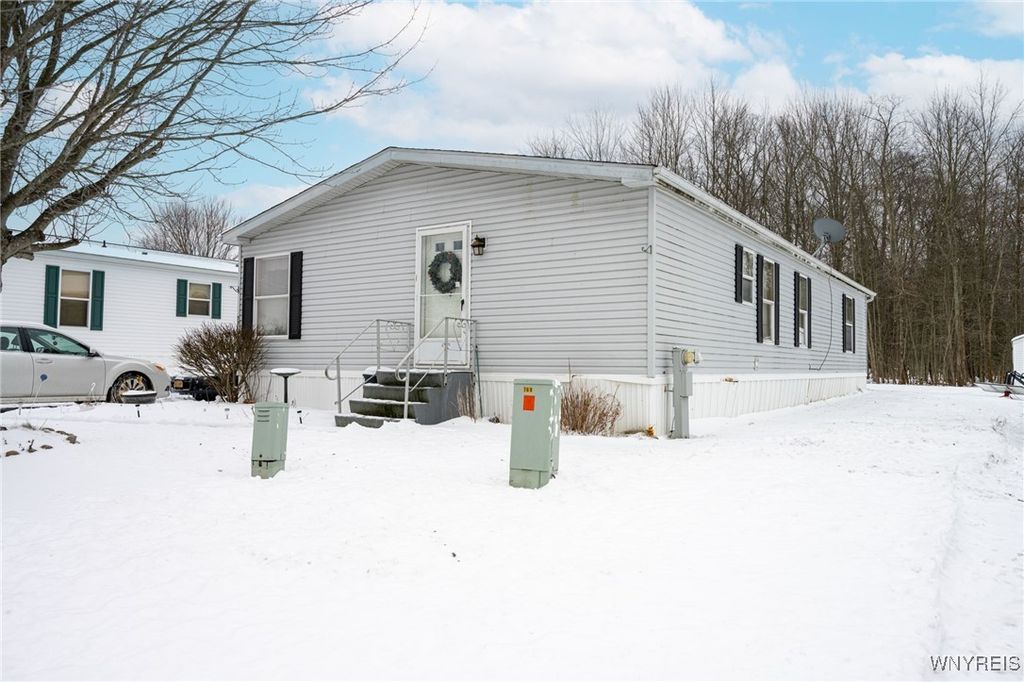 771 Thomas Lane, Evans, NY 14006