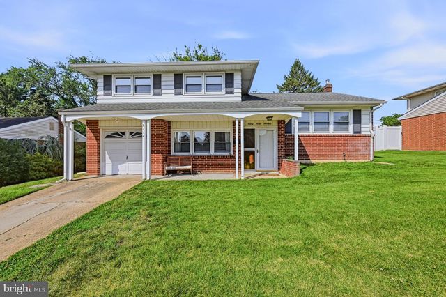 2714 FAWKES DR, Wilmington, DE 19808