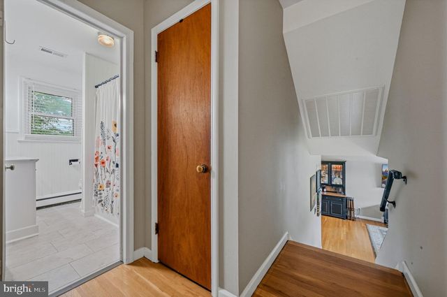 2714 FAWKES DR, Wilmington, DE 19808