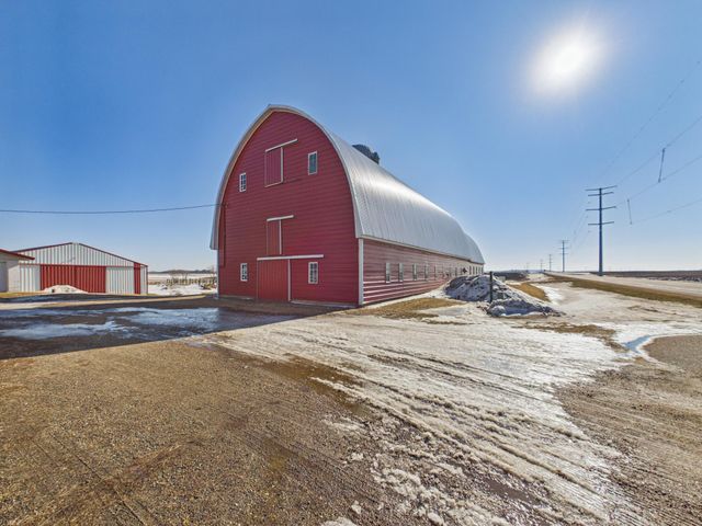 34464 County Road 11, Freeport, MN 56331