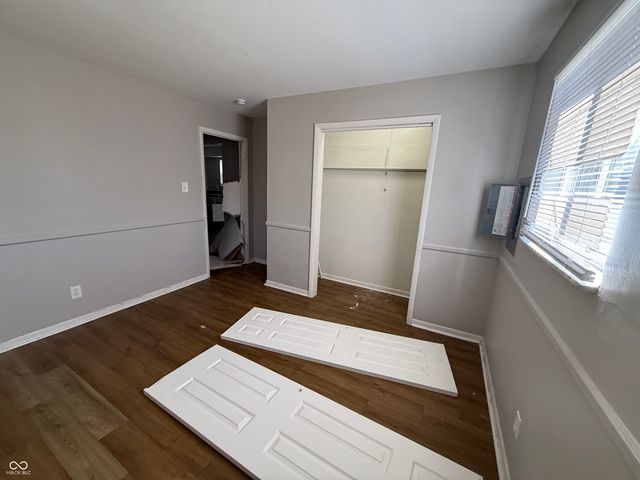 9701 Ellis Court, Indianapolis, IN 46235