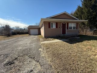 9701 Ellis Court, Indianapolis, IN 46235