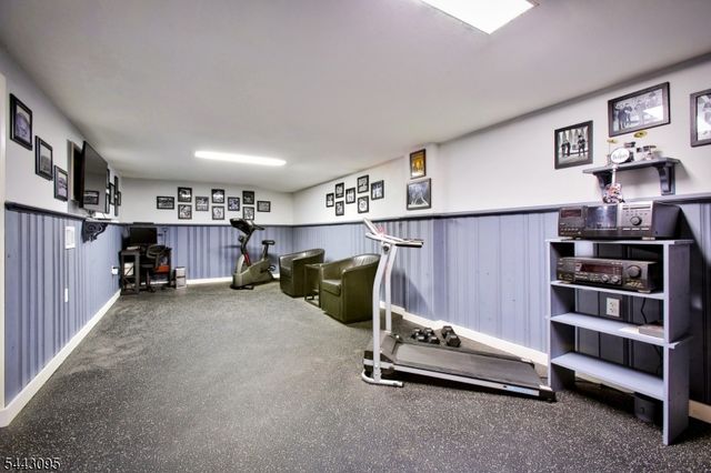 448 Warfield Rd, North Plainfield Boro, NJ 07063