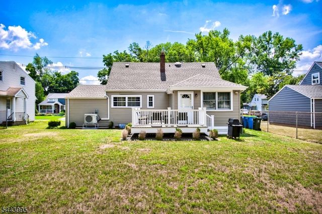 448 Warfield Rd, North Plainfield Boro, NJ 07063