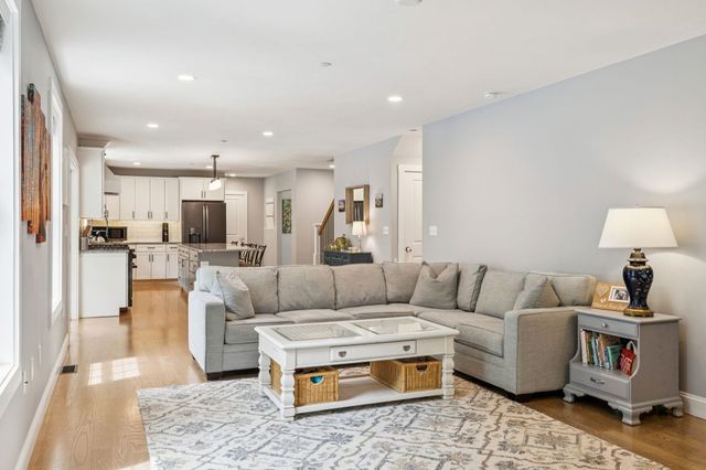 55 Lorden Road, New Boston, NH 03070