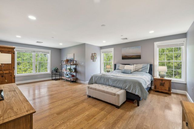 55 Lorden Road, New Boston, NH 03070