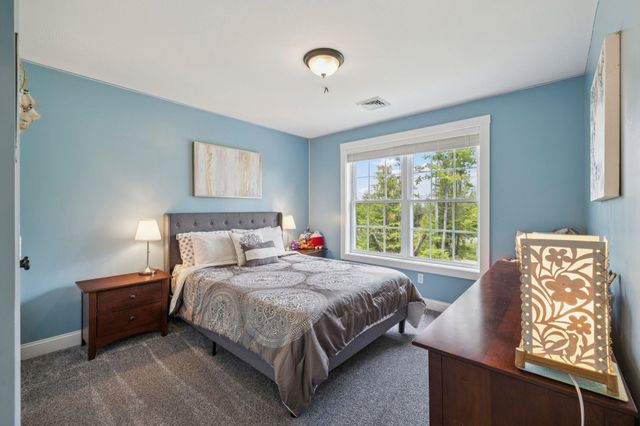 55 Lorden Road, New Boston, NH 03070