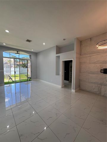 1970 NW 178th Terrace, Pembroke Pines, FL 33029