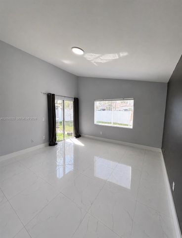 1970 NW 178th Terrace, Pembroke Pines, FL 33029