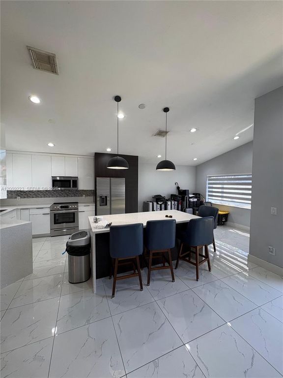 1970 NW 178th Terrace, Pembroke Pines, FL 33029
