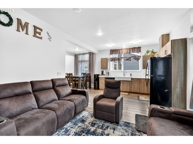 13425 Se FOSTER Rd 40, Portland, OR 97236