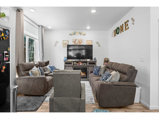 13425 Se FOSTER Rd 40, Portland, OR 97236