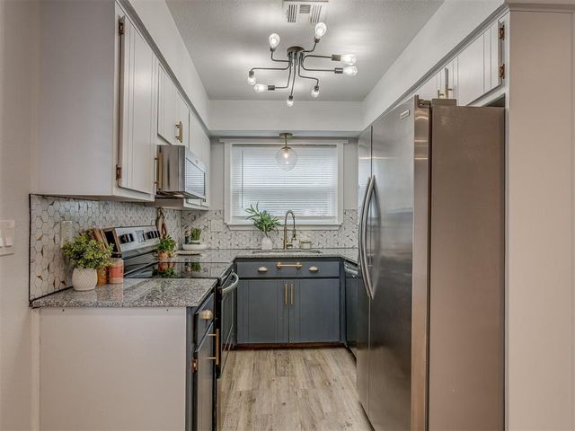 824 NW 104th Street, Oklahoma City, OK 73114