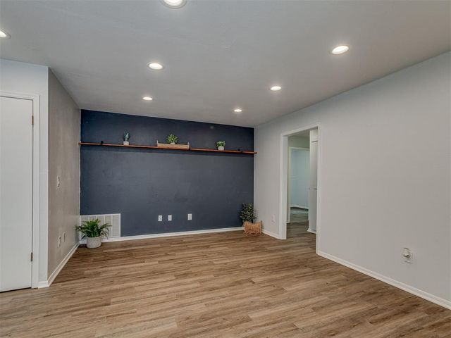 824 NW 104th Street, Oklahoma City, OK 73114