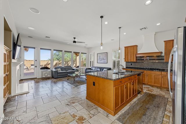 25943 N 84TH Drive, Peoria, AZ 85383