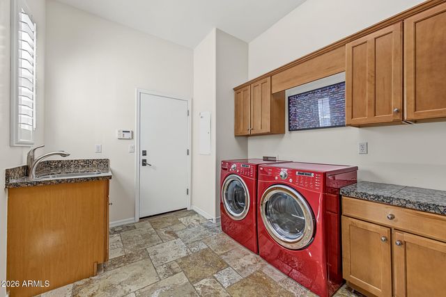 25943 N 84TH Drive, Peoria, AZ 85383