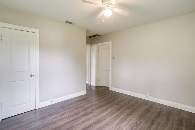 4717 Breezy Hill Street, Midlothian, TX 76065