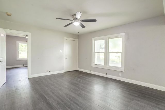 4717 Breezy Hill Street, Midlothian, TX 76065