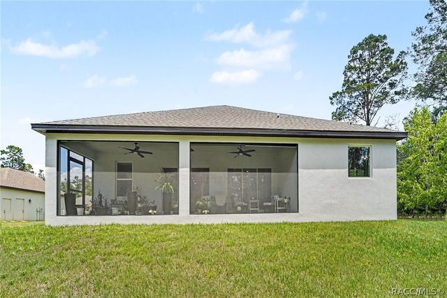 15 Lone Pine Street, Homosassa, FL 34446