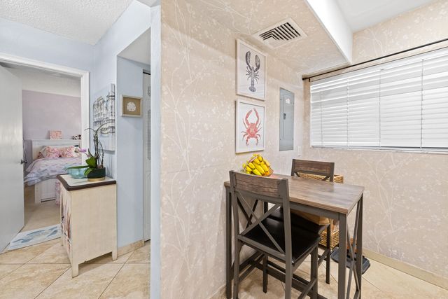 3605 S Ocean Boulevard 229, Palm Beach, FL 33480