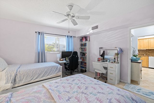 3605 S Ocean Boulevard 229, Palm Beach, FL 33480