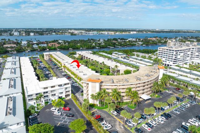 3605 S Ocean Boulevard 229, Palm Beach, FL 33480