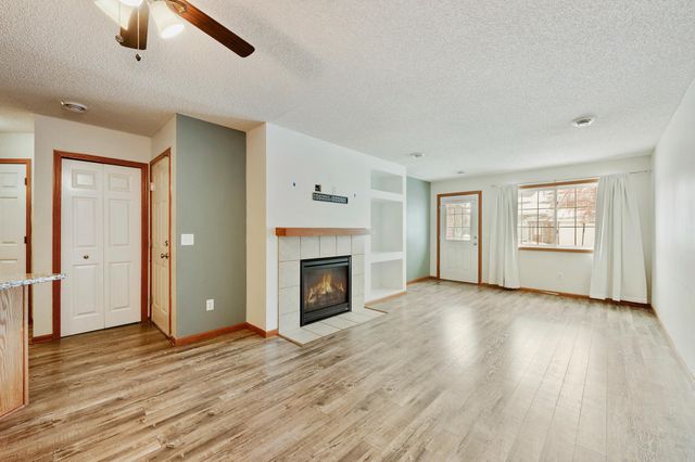 16427 Elm Creek Lane 5038, Lakeville, MN 55044