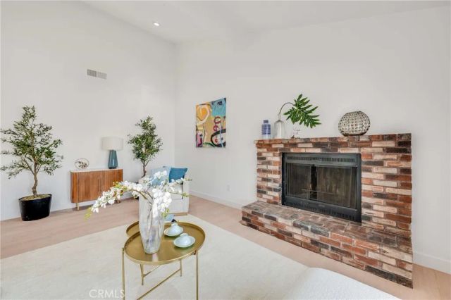 6425 Stover, Riverside, CA 92505